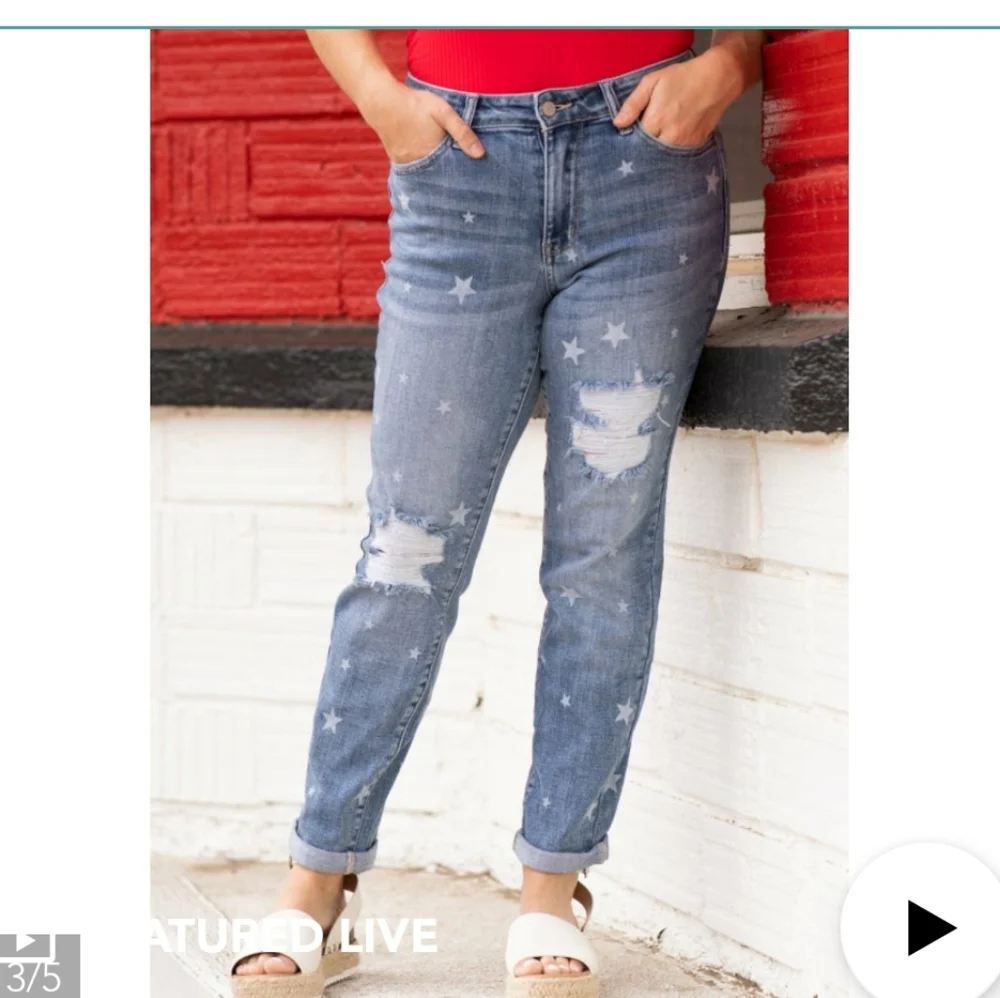 Judy Blue Mid Rise Boyfriend Fit Star Crossed Jeans 88553 - Picture 2 of 8